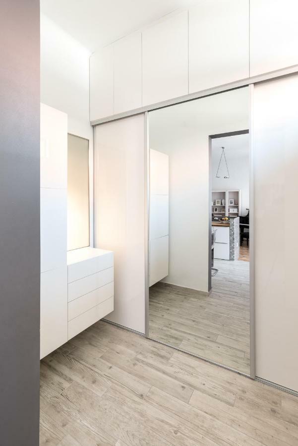 Elegant Apartment Budapeşte Dış mekan fotoğraf